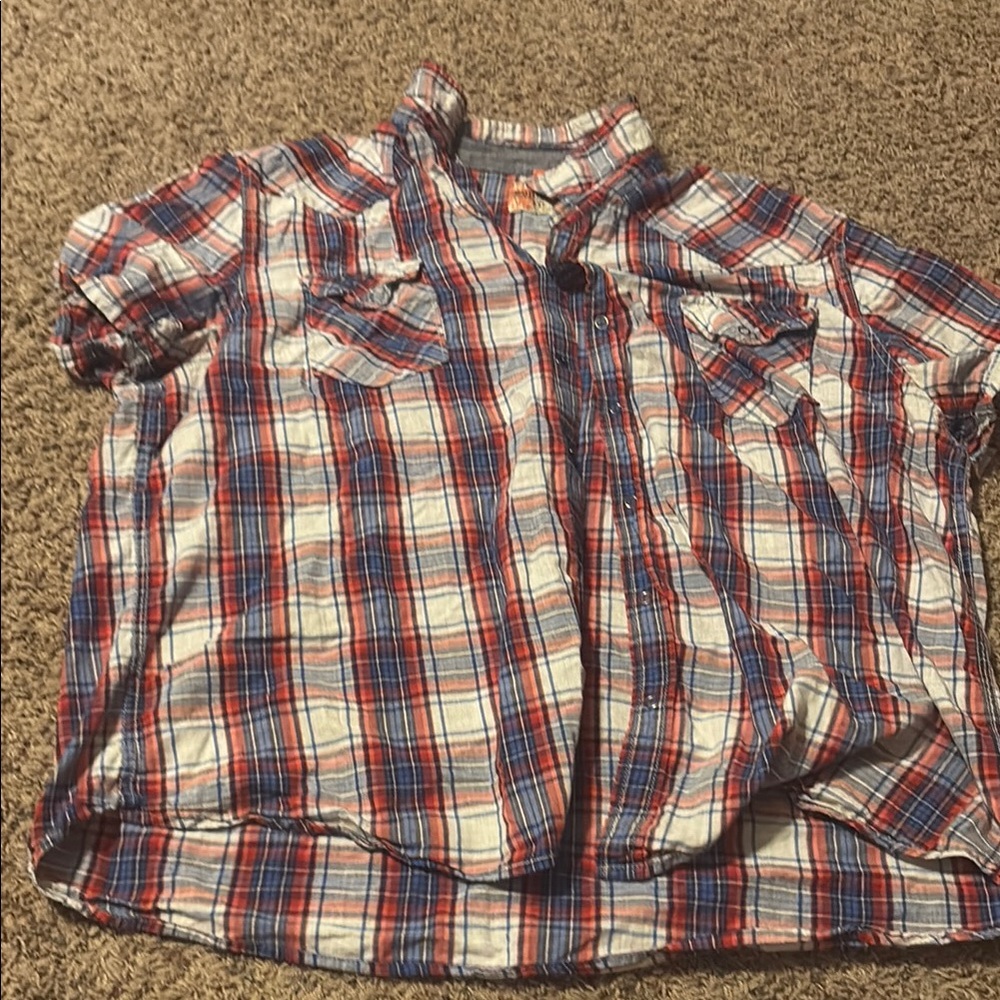 Men’s short sleeve button down shirt